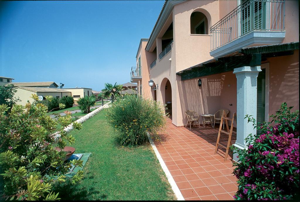 Igv Club Baia Samuele Hotel Sampieri Exterior photo