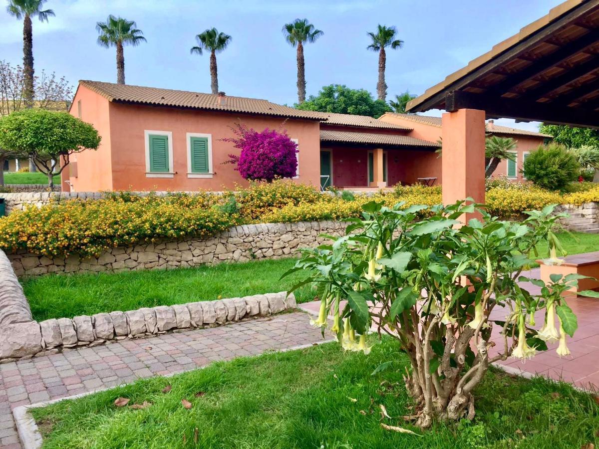 Igv Club Baia Samuele Hotel Sampieri Exterior photo